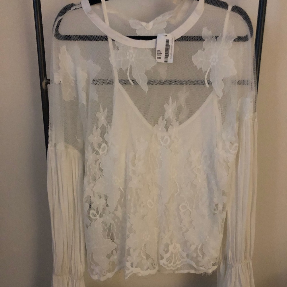 White Lace Long sleeve Top